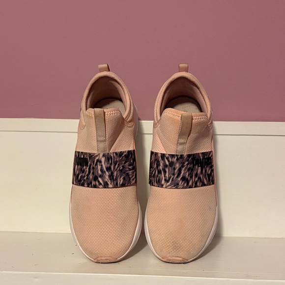 Puma Soft Ride Sophia pale pink slip-on size 8 - Picture 1 of 7